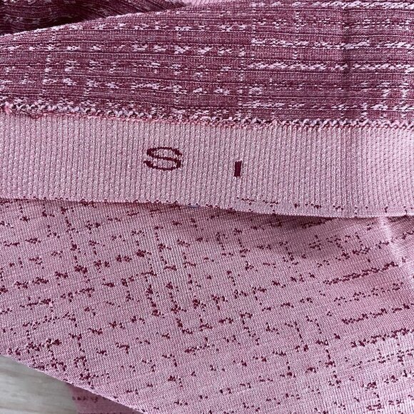 Lululemon Tee Shirt Men's Small Short Sleeve Crewneck Orange Printed L-2124 - Picture 5 of 6